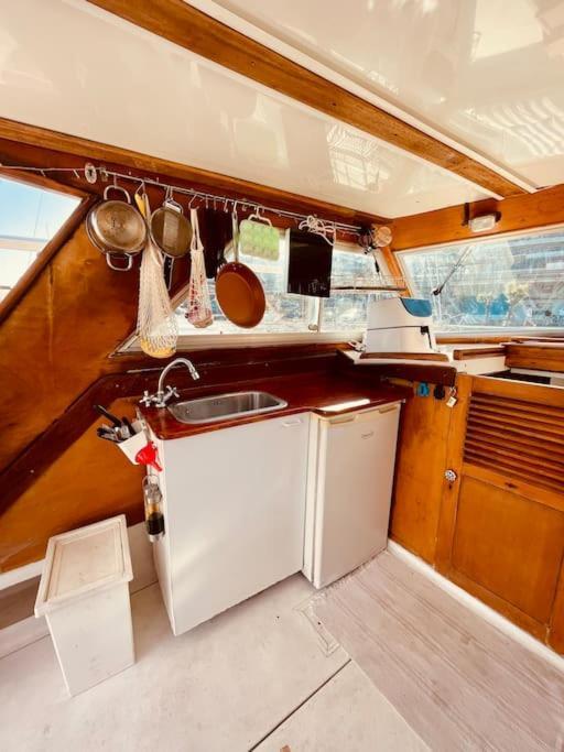Vintage Classic 70S Boat! Hotel Sant Adria de Besos Buitenkant foto